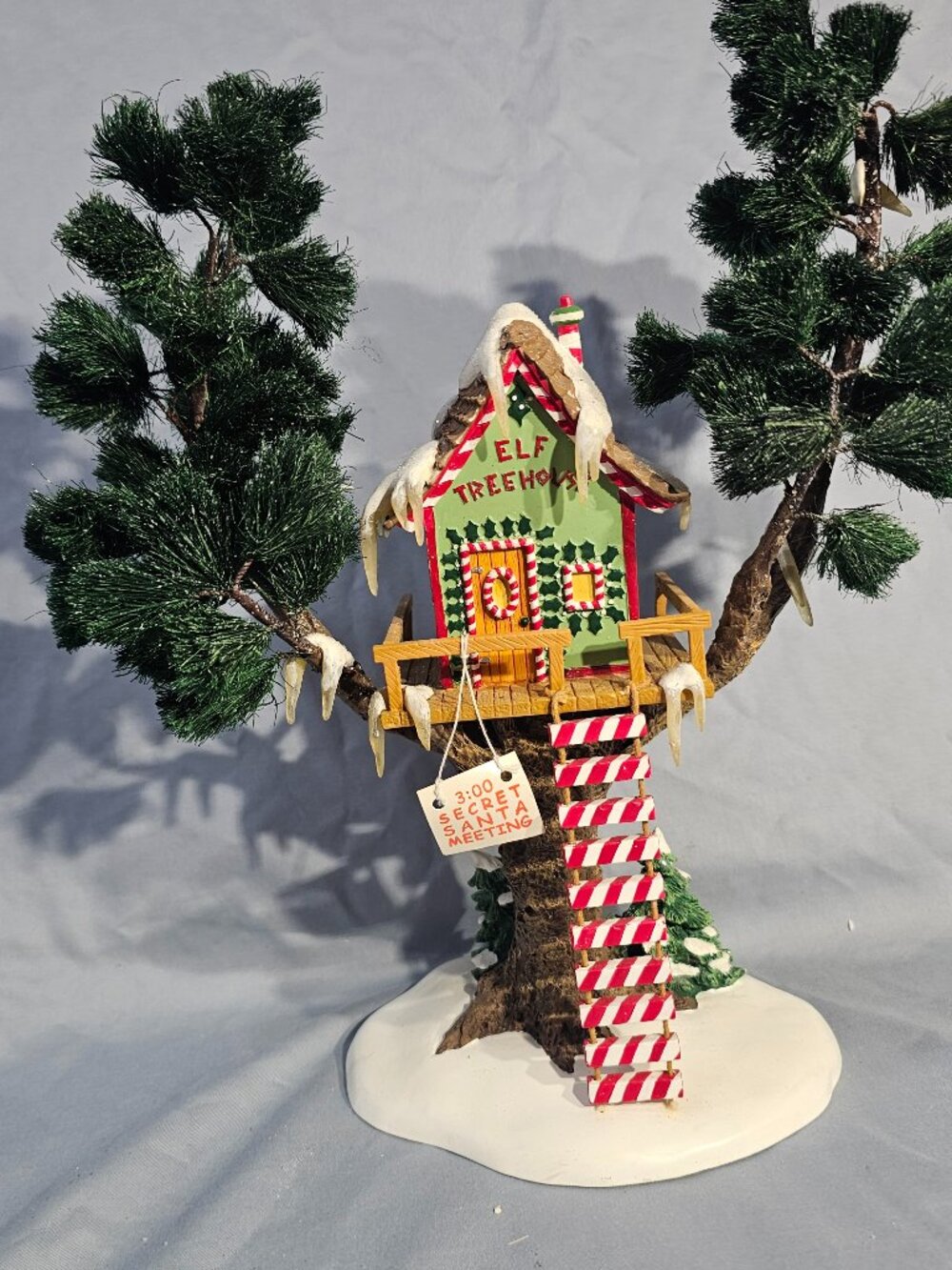Department 56 "Elf Tree House" #56.56446 Christmas Village Accessory - Very Good